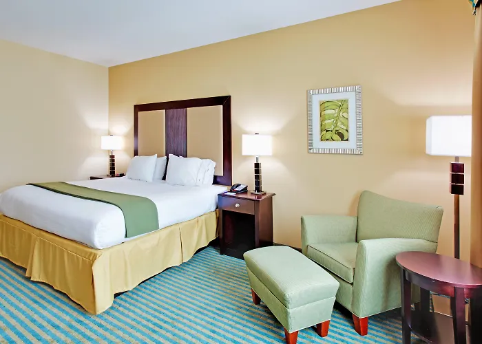 Express & By Ihg Gulf Shores
