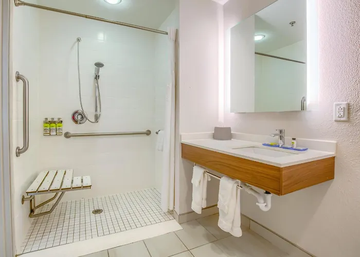 Resort Express & By Ihg Gulf Shores