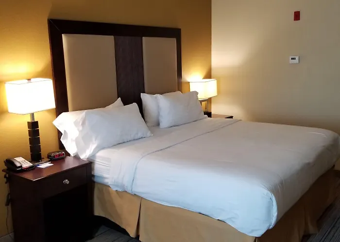 Express & By Ihg Resort Gulf Shores