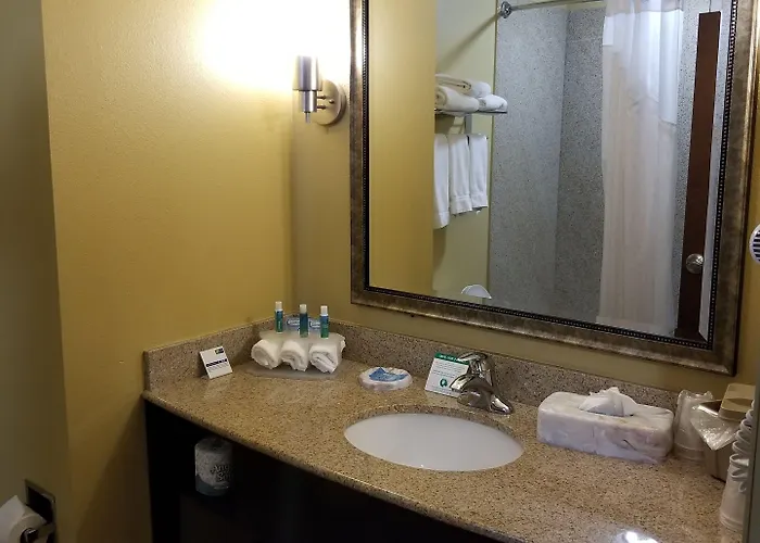 Express & By Ihg Resort Gulf Shores