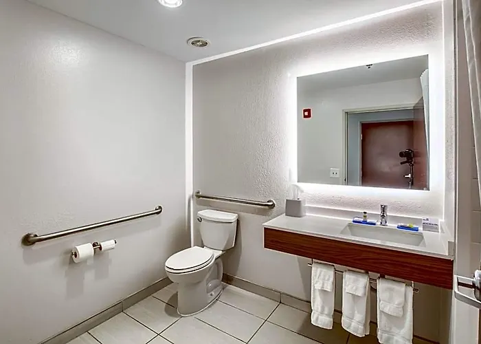 Express & By Ihg 3* Gulf Shores