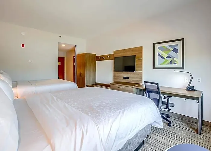 Resort Express & By Ihg