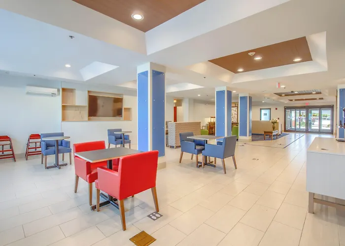 Express & By Ihg Resort Gulf Shores